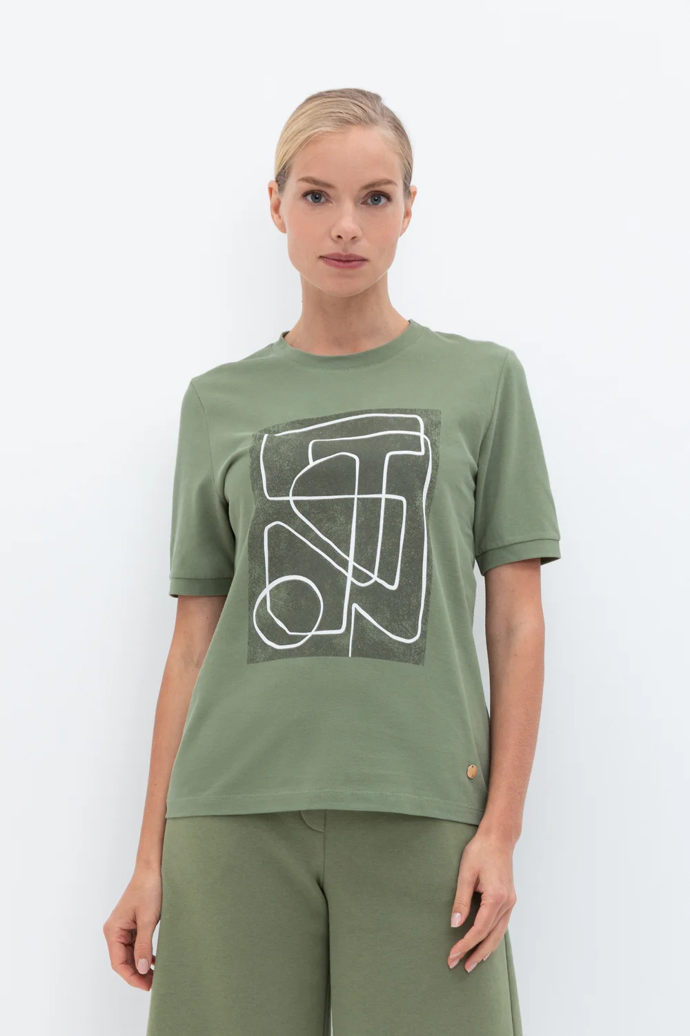 СКИДКИ!! до 31.03.VERY NEAT Фуфайка ЕВТ 3219