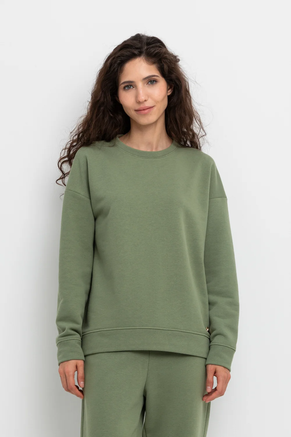 СКИДКИ!! до 31.03.VERY NEAT Джемпер ЕВТ 3221