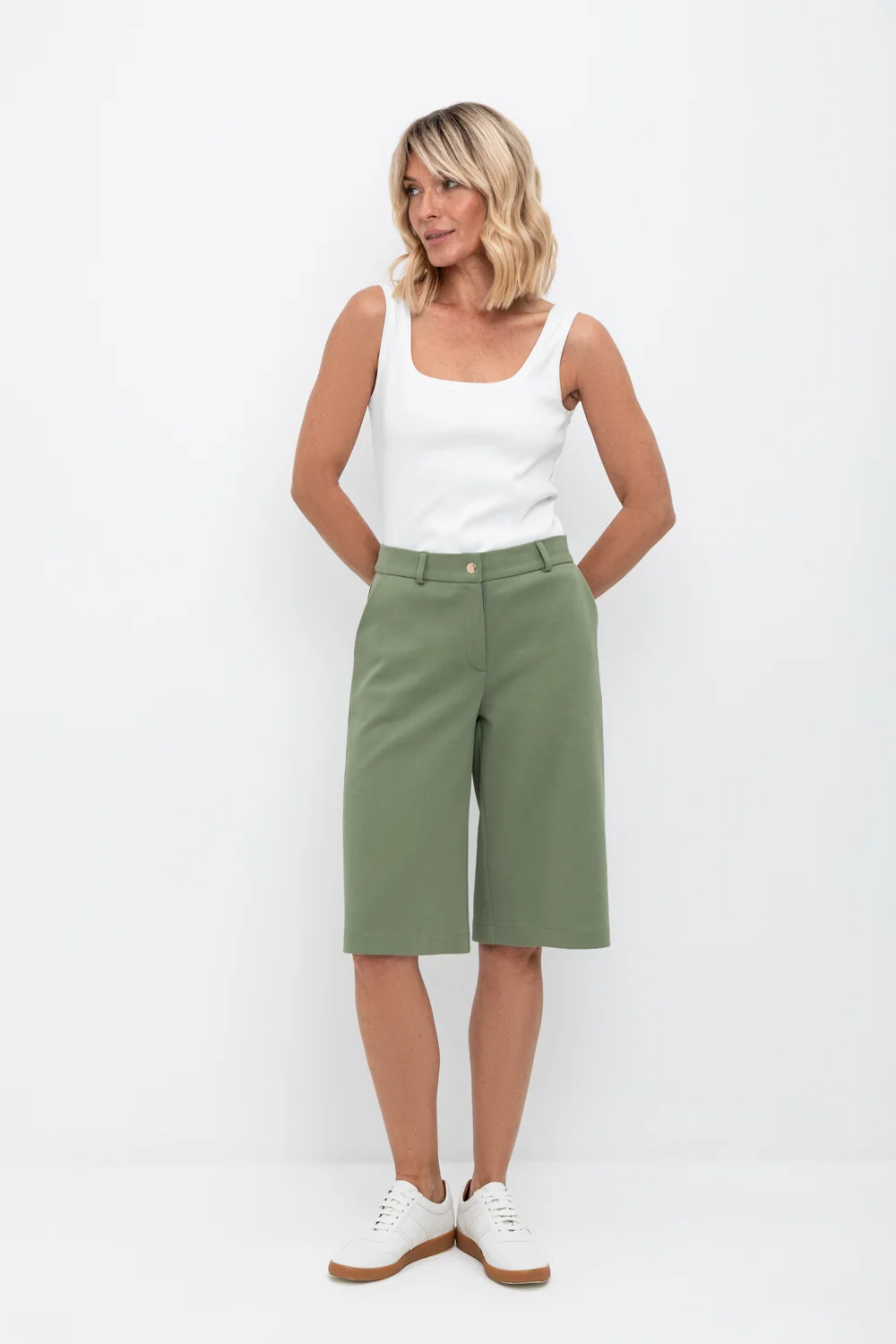 СКИДКИ!! до 31.03.VERY NEAT Шорты ЕВТ 4094