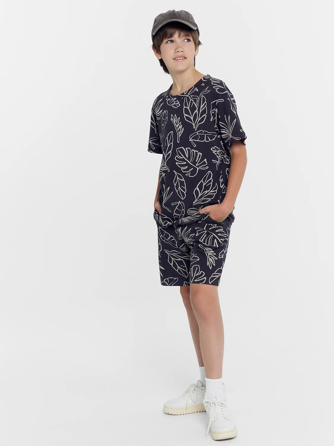 MARK FORMELLE Шорты 133351