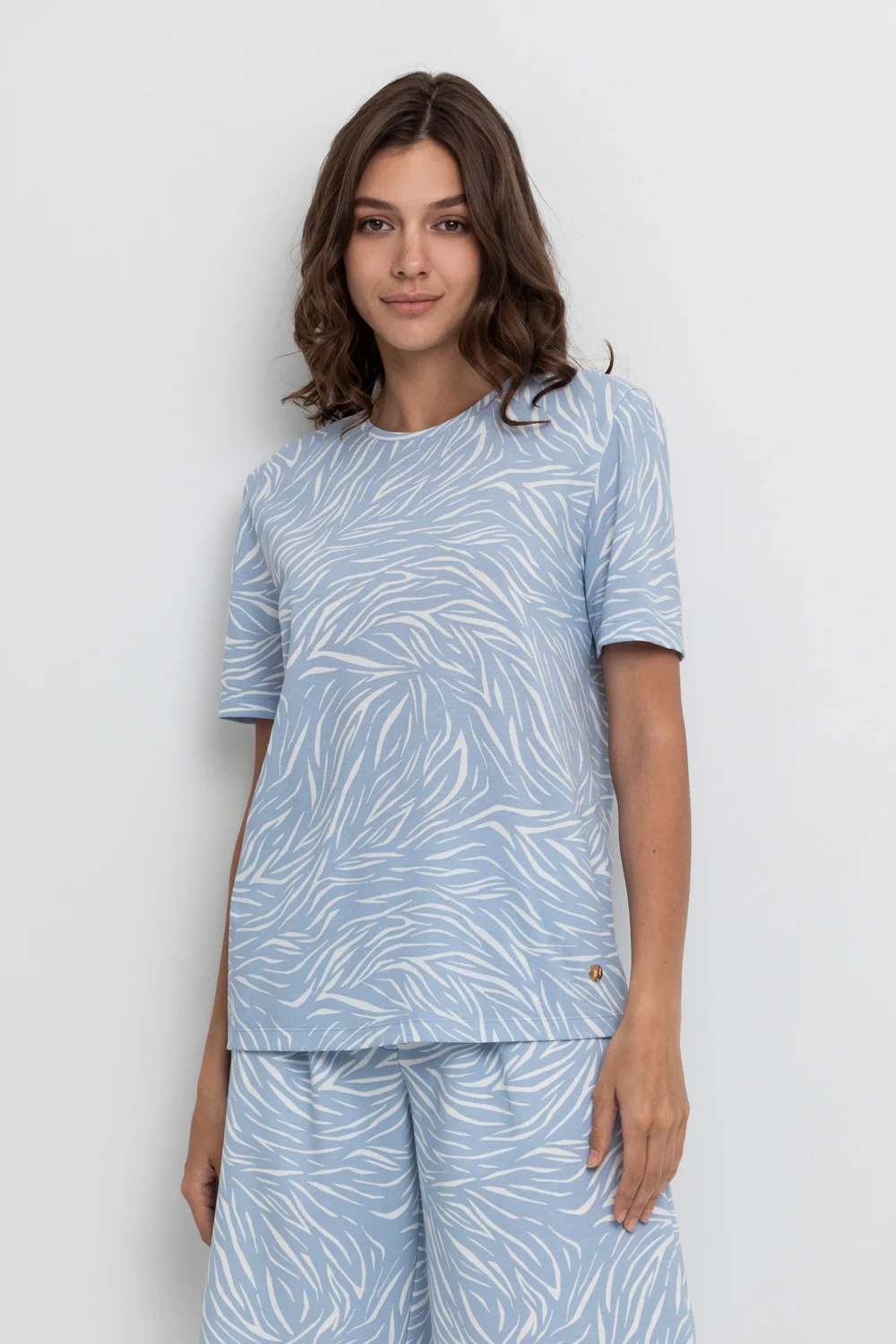 СКИДКИ!! до 31.03.VERY NEAT Фуфайка ЕВТ 3226