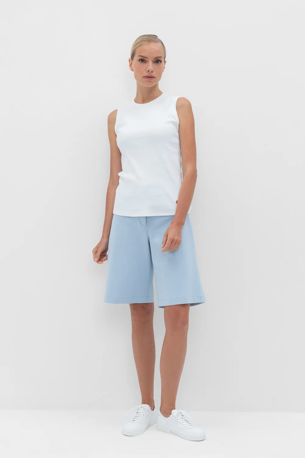 СКИДКИ!! до 31.03.VERY NEAT Шорты ЕВТ 4102