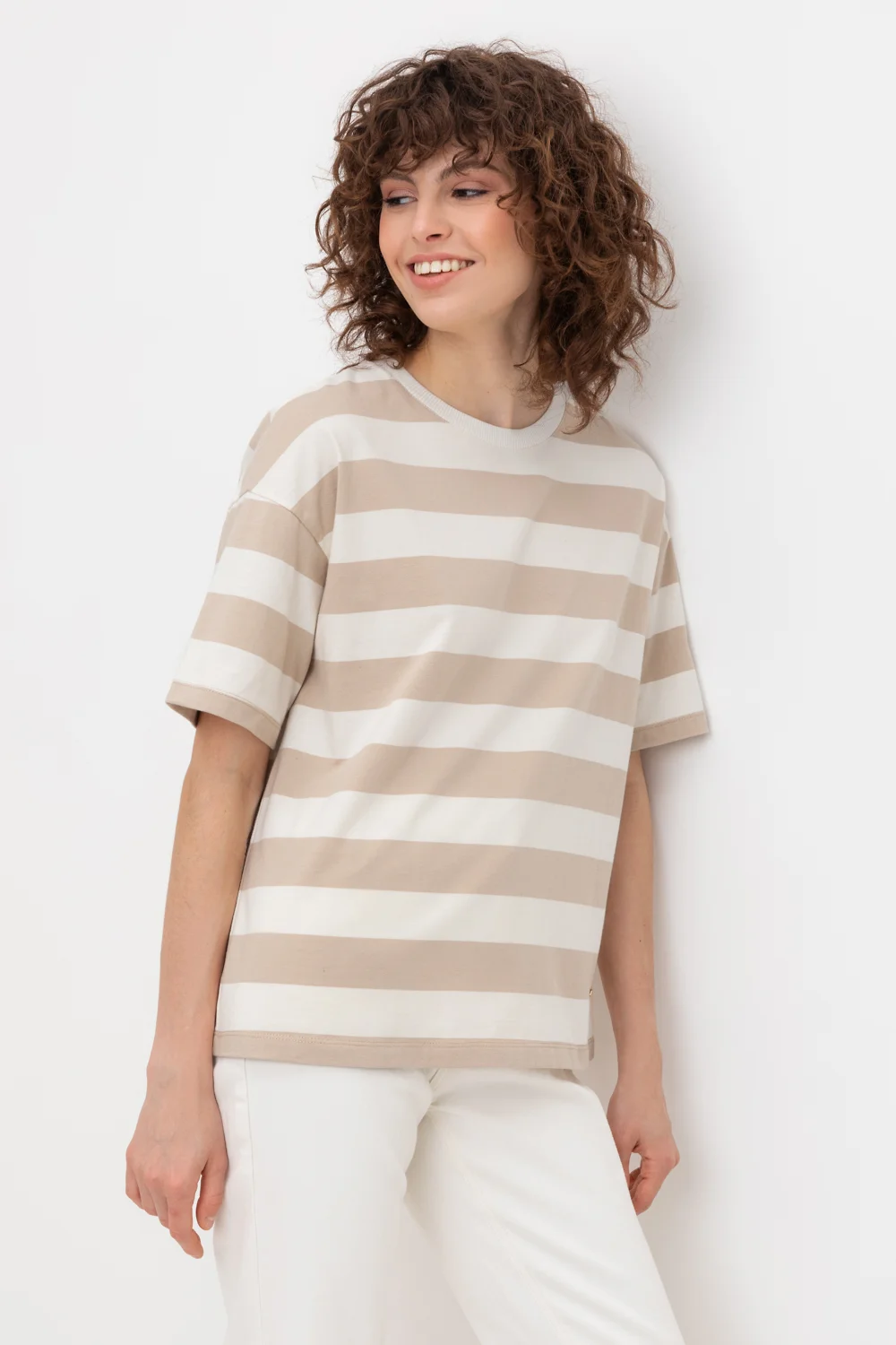 СКИДКИ!! до 31.03.VERY NEAT Фуфайка ЕВТ 3190