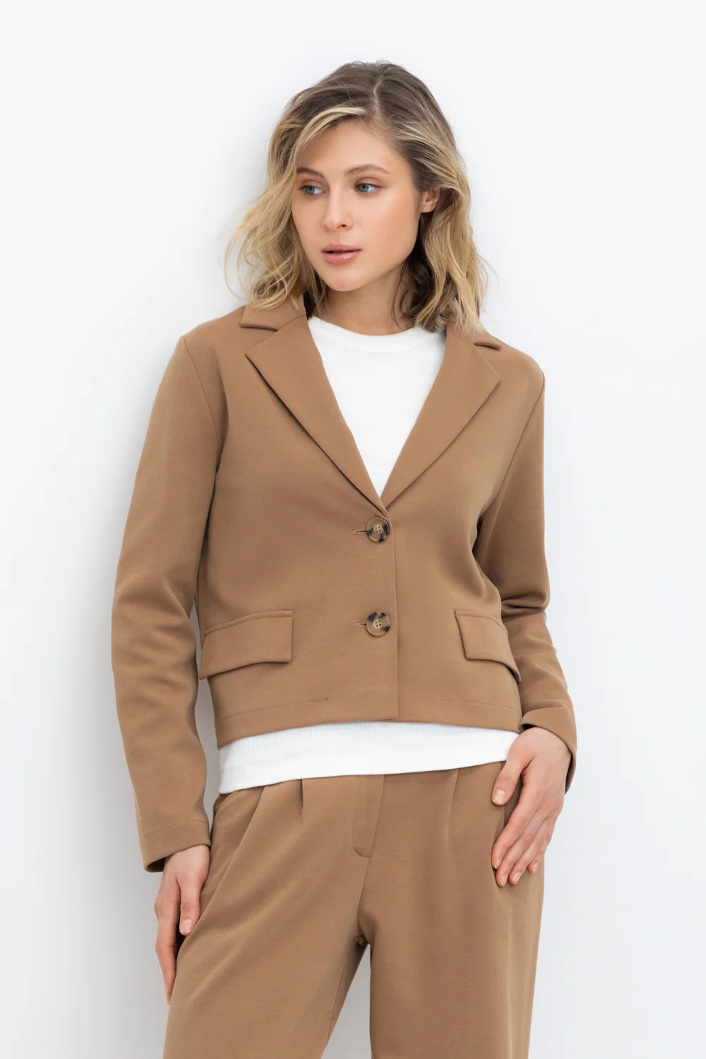 СКИДКИ!! до 31.03.VERY NEAT Жакет ЕВТ 3248