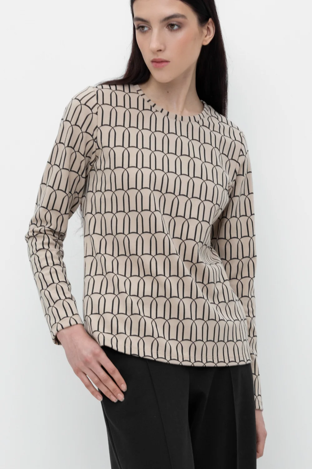 СКИДКИ!! до 31.03.VERY NEAT Джемпер ЕВТ 3255