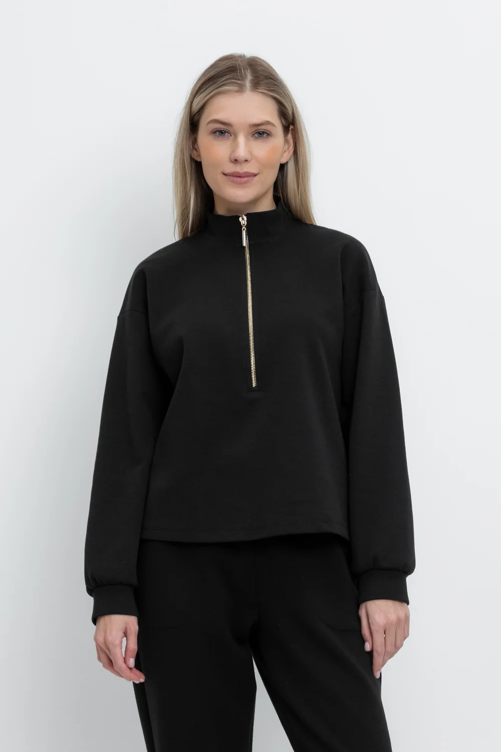 СКИДКИ!! до 31.03.VERY NEAT Джемпер ЕВТ 3257