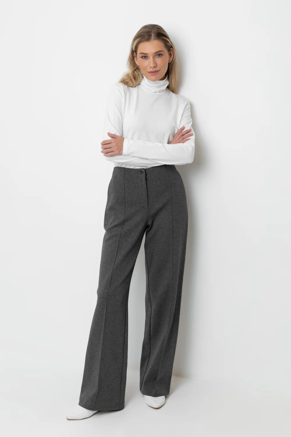 СКИДКИ!! до 31.03.VERY NEAT Брюки ЕВТ 4119