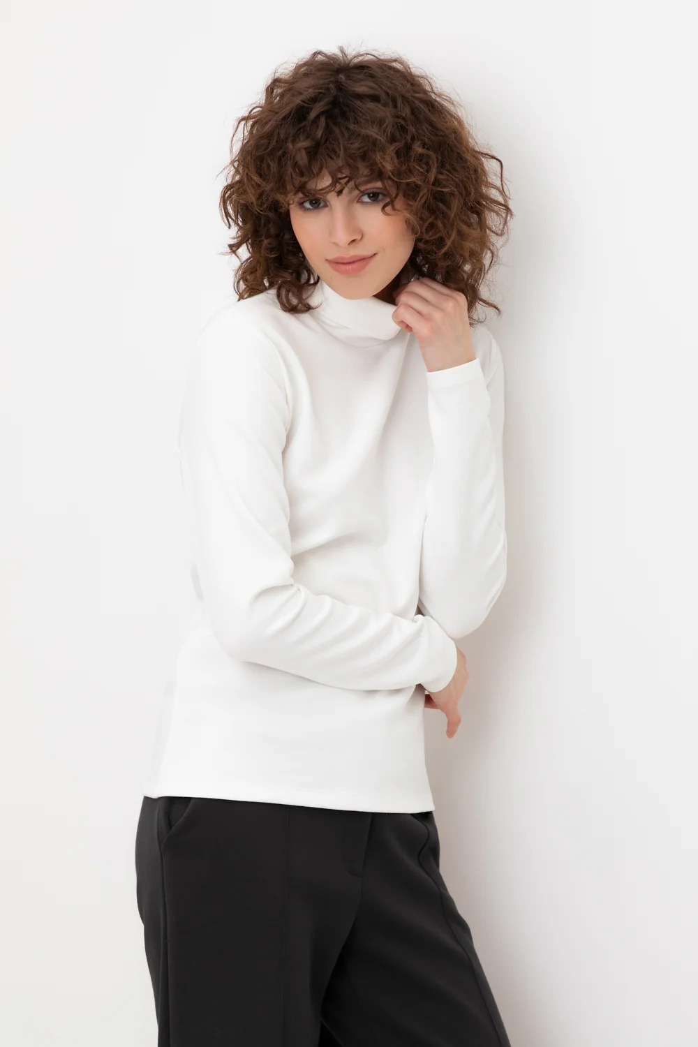 СКИДКИ!! до 31.03.VERY NEAT Джемпер ЕВТ 3264