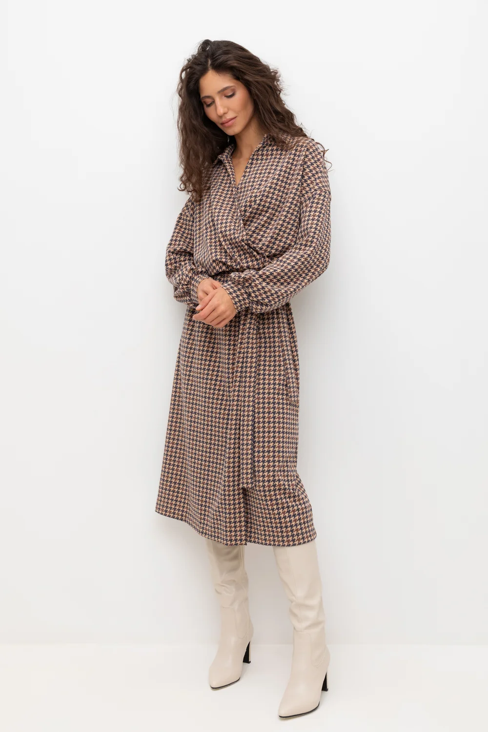 СКИДКИ!! до 31.03.VERY NEAT Платье ЕВТ 5060