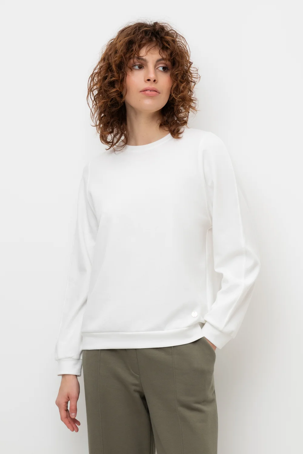 СКИДКИ!! до 31.03.VERY NEAT Джемпер ЕВТ 3244