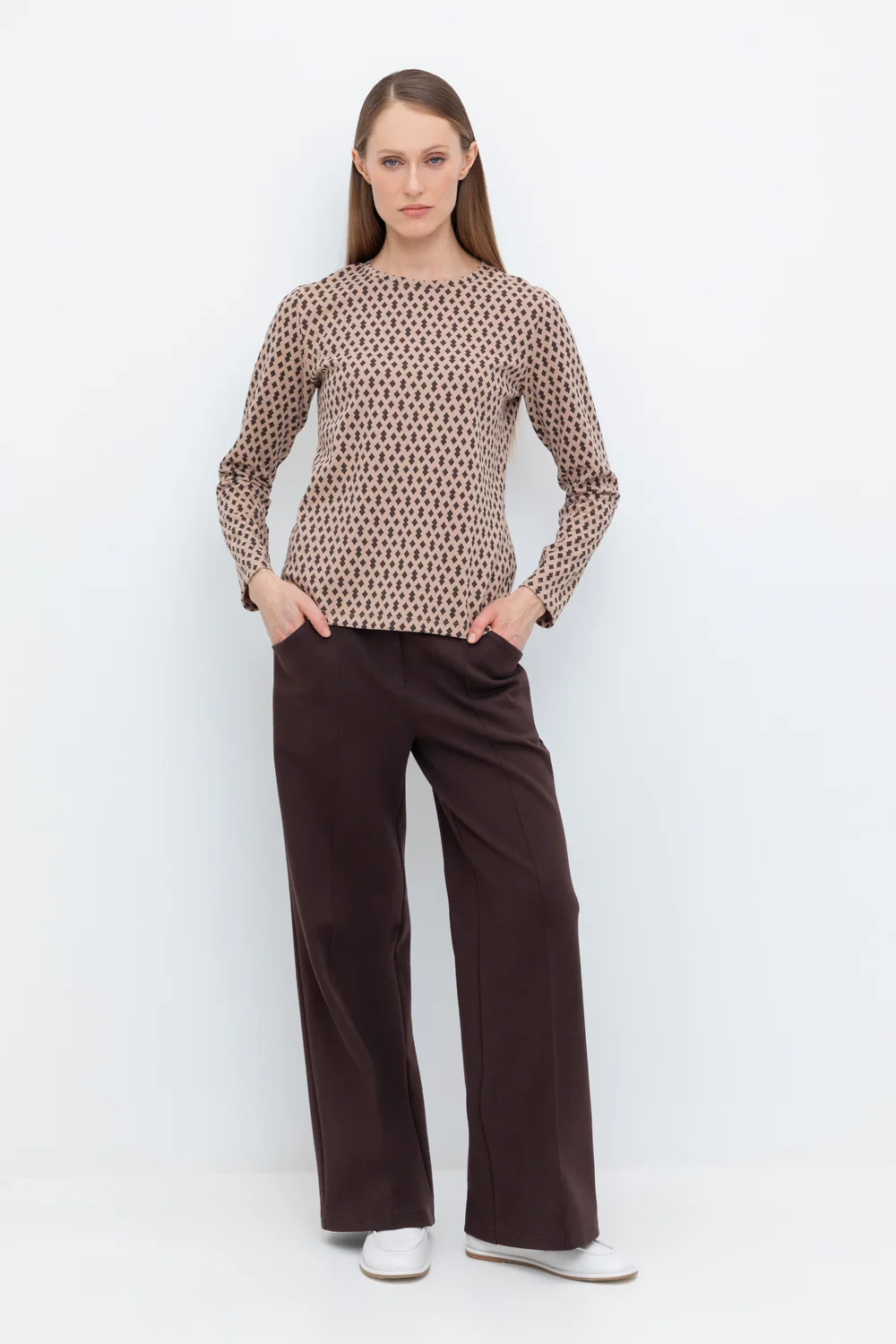 СКИДКИ!! до 31.03.VERY NEAT Брюки ЕВТ 4120