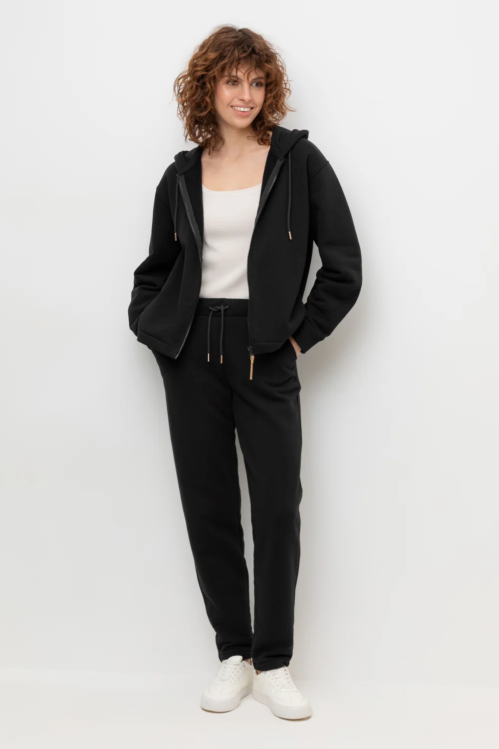 СКИДКИ!! до 31.03.VERY NEAT Брюки ЕВТ 4043/24