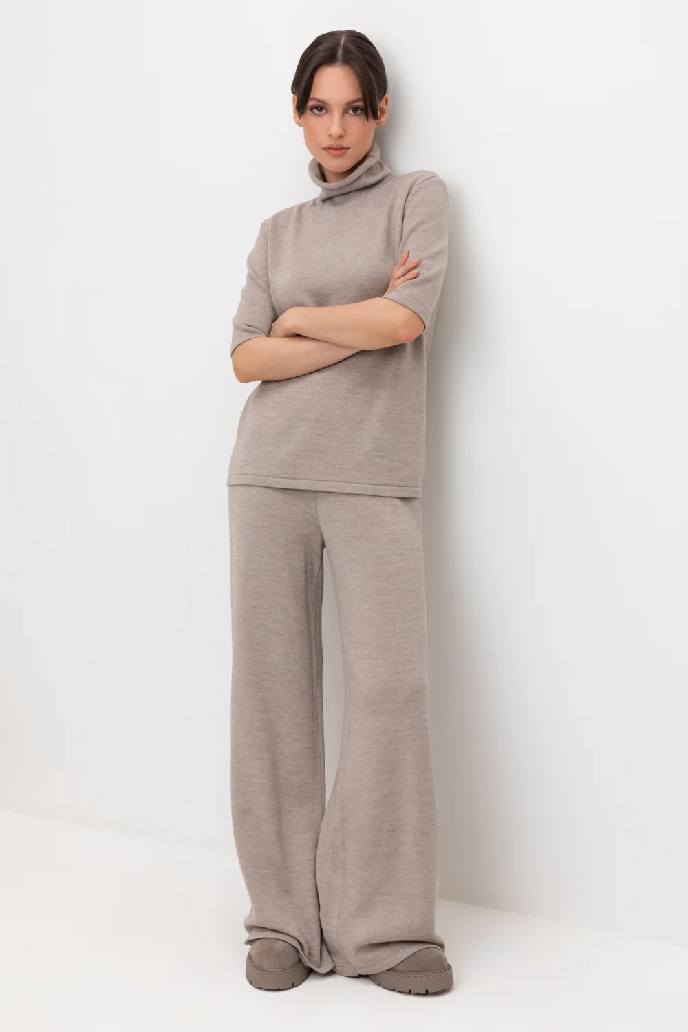 СКИДКИ!! до 31.03.VERY NEAT Брюки ЕВ 444/ш