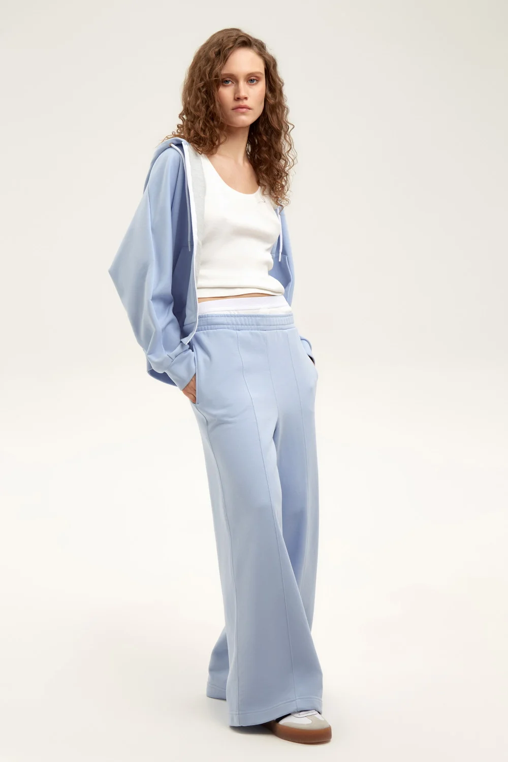 СКИДКИ!! до 31.03.VERY NEAT Брюки ЕВТ 4149