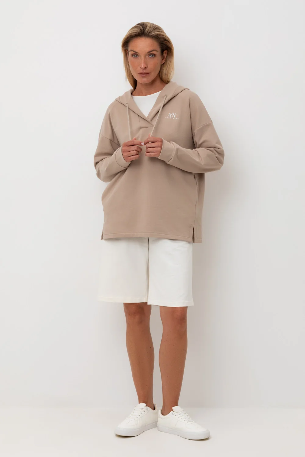 СКИДКИ!! до 31.03.VERY NEAT Шорты ЕВТ 4138