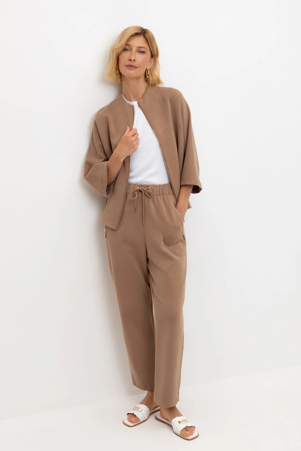 СКИДКИ!! до 31.03.VERY NEAT Брюки ЕВТ 4134