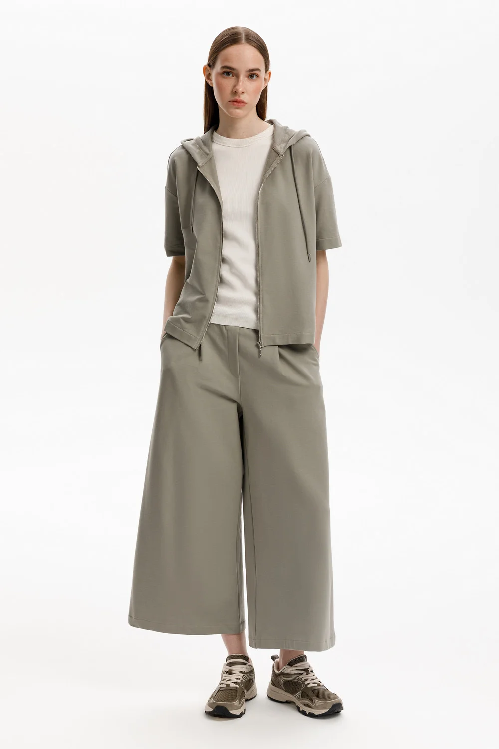 СКИДКИ!! до 31.03.VERY NEAT Брюки ЕВТ 4137