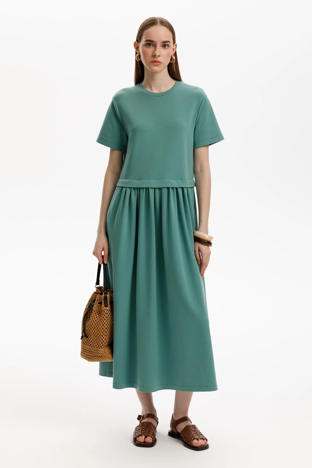 СКИДКИ!! до 31.03.VERY NEAT Платье ЕВТ 5086