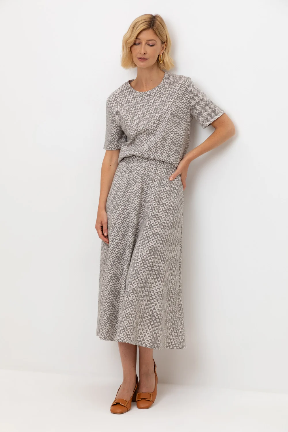 СКИДКИ!! до 31.03.VERY NEAT Юбка ЕВТ 7029