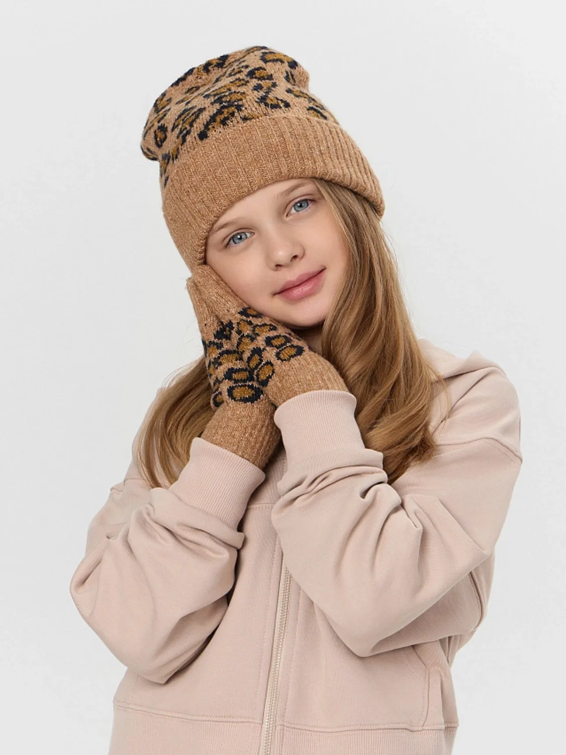 MARK FORMELLE Шапка MF24017