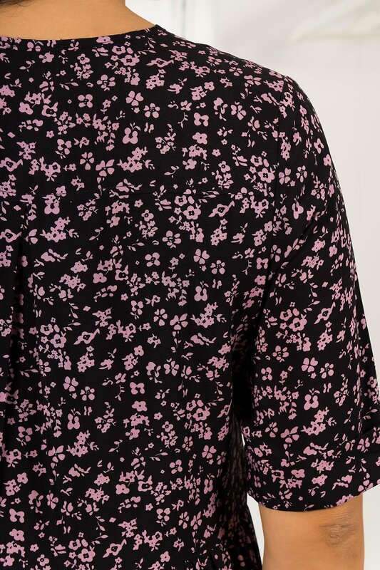 Brava Платье 242598 4816-6 чёрный розовый цветы
